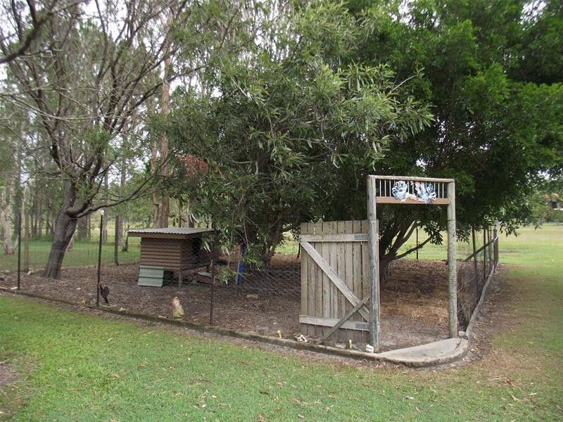 23 Pharlap Court, Ningi QLD 4511