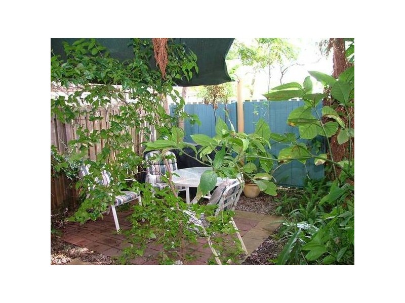 1/6 Dandar Ave,
Bellara, Bribie Island QLD 4507
