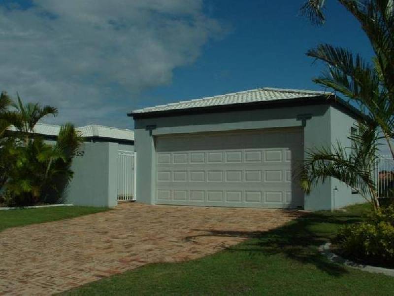 2/19 Headsail Drive, Bribie Island QLD 4507