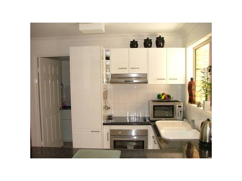 Sandstone Point QLD 4511