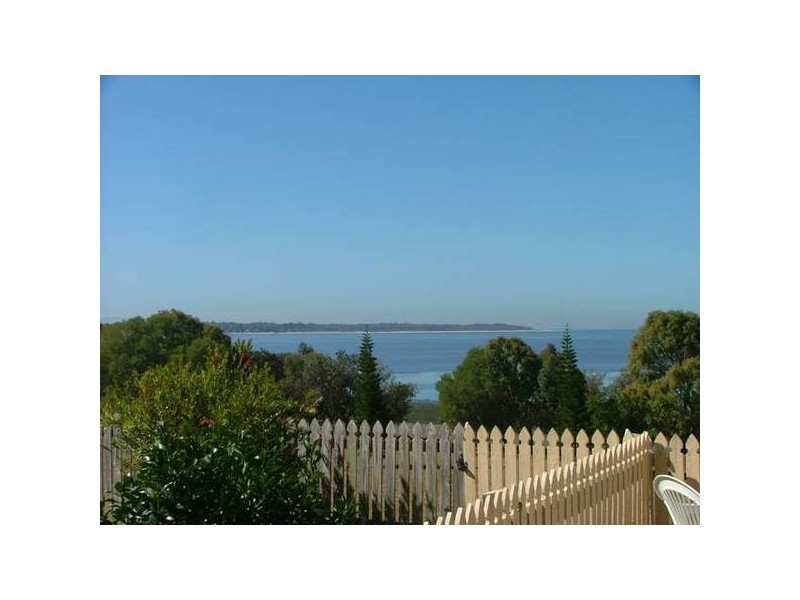 Sandstone Point QLD 4511