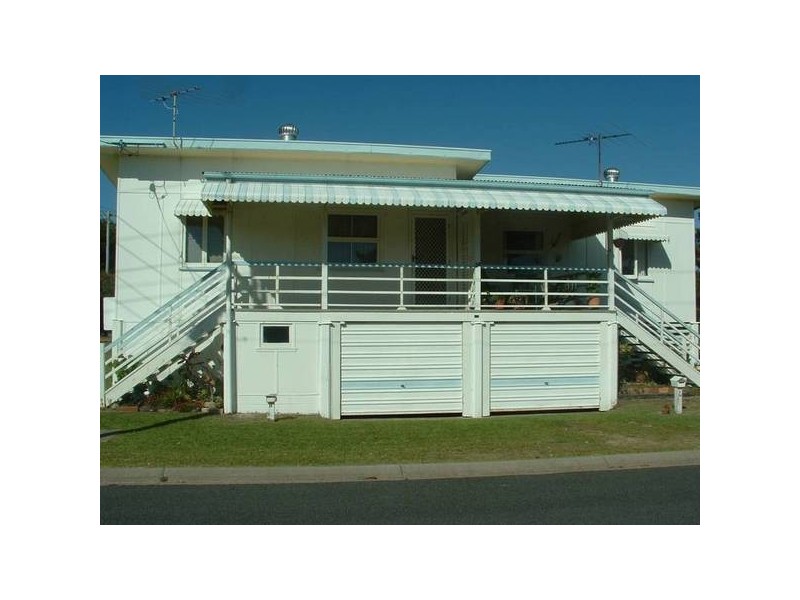 1/1 Ottiwell St, Woorim QLD 4507