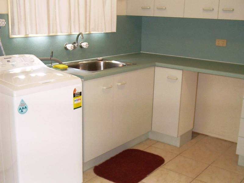 17 Eighth Ave, Bribie Island QLD 4507