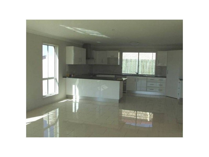 Sandstone Point QLD 4511