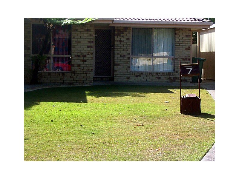7 Violet St, Bongaree QLD 4507