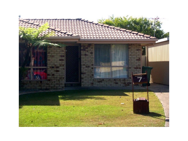7 Violet St, Bongaree QLD 4507