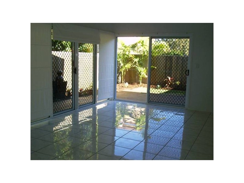 9/12-16 Kangaroo Ave, Bongaree QLD 4507