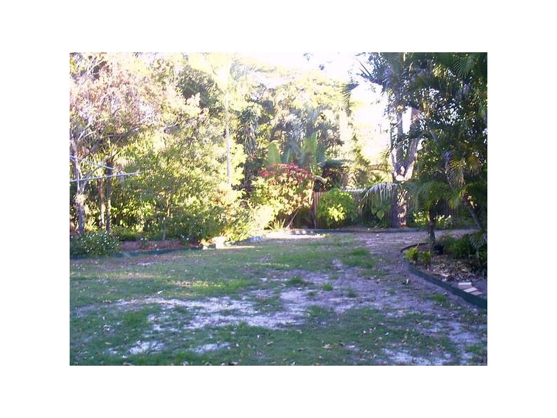 24 Ford St, Bongaree QLD 4507