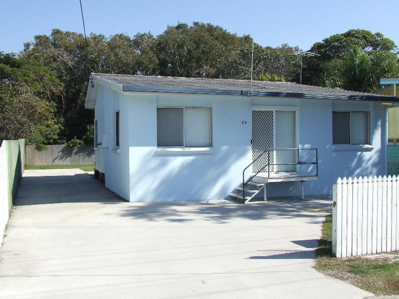 24 North Street, Bribie Island QLD 4507