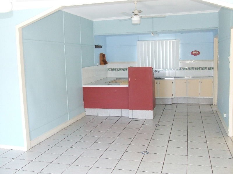 24 North Street, Bribie Island QLD 4507