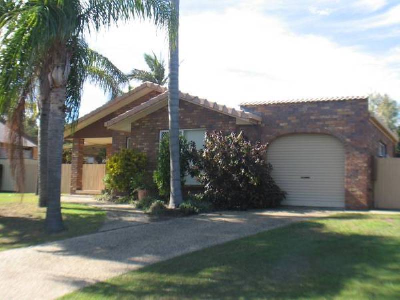 Sandstone Point QLD 4511