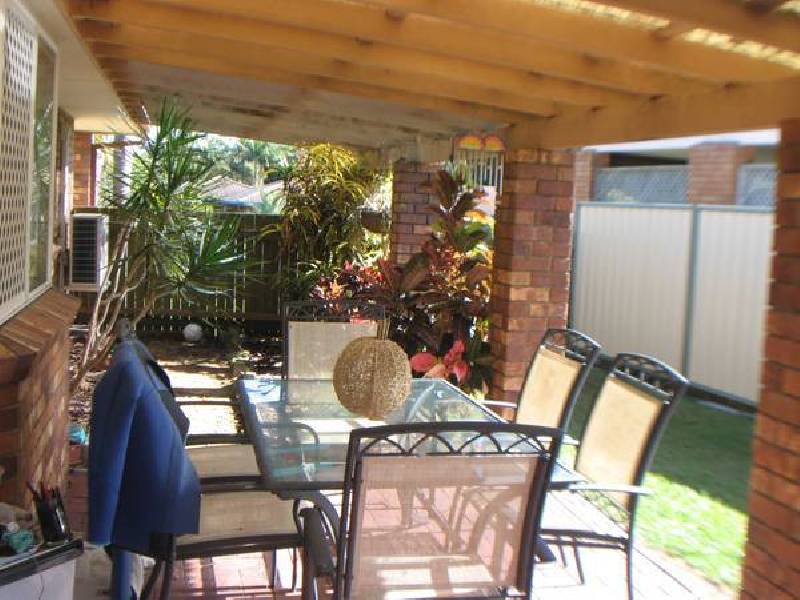 Sandstone Point QLD 4511