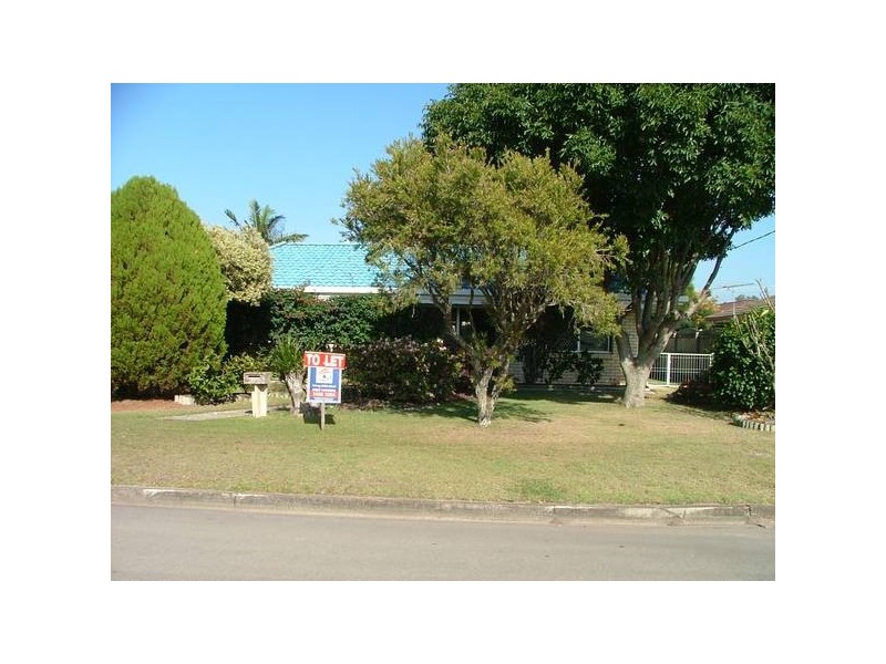 16 Clipper Streeet, Bribie Island QLD 4507