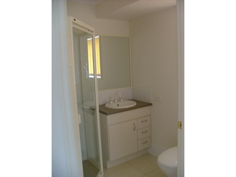 12 Bondi, Sandstone Point QLD 4511