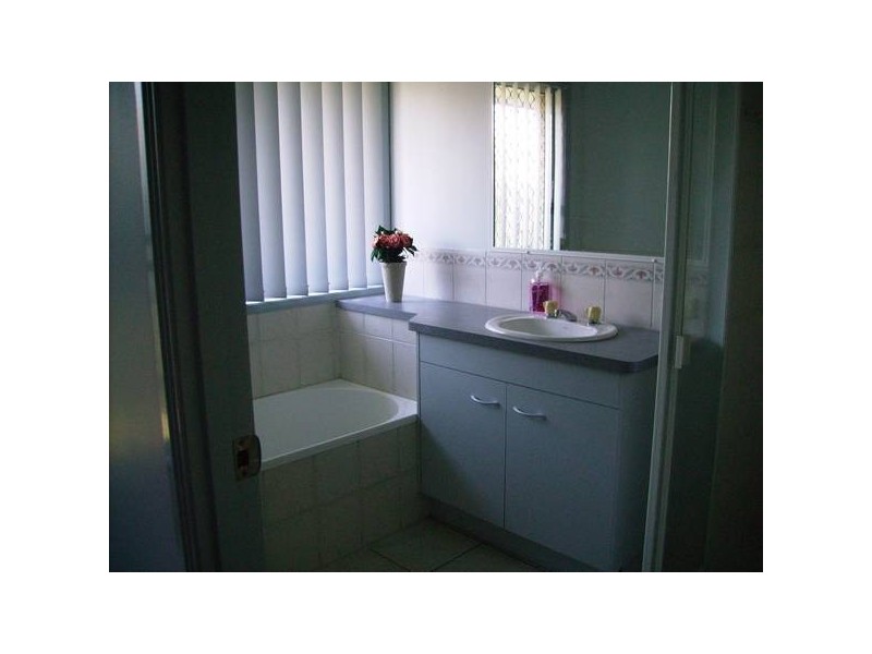 115 Avon Ave, Banksia Beach QLD 4507