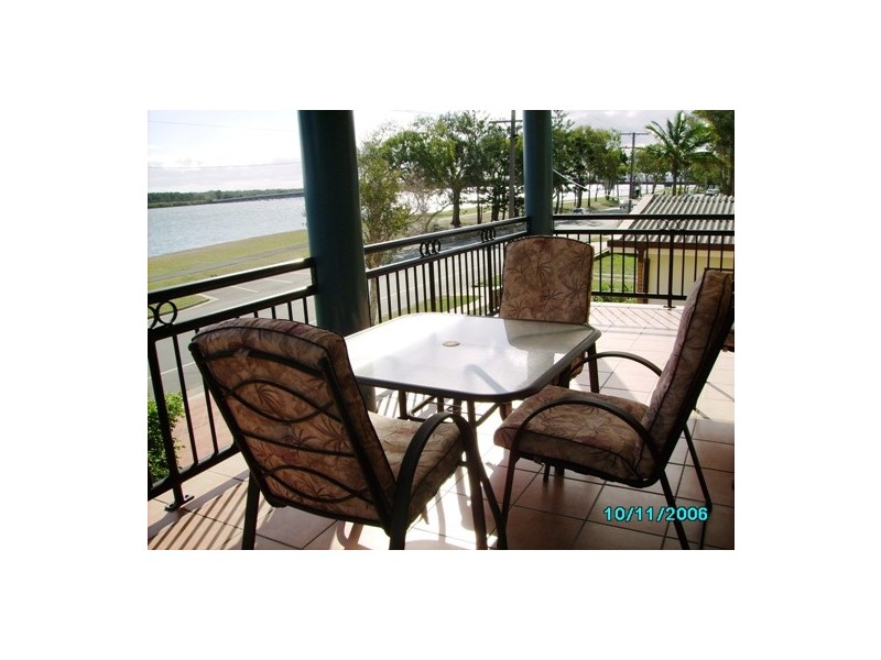 2/205 Welsby Parade, Bribie Island QLD 4507