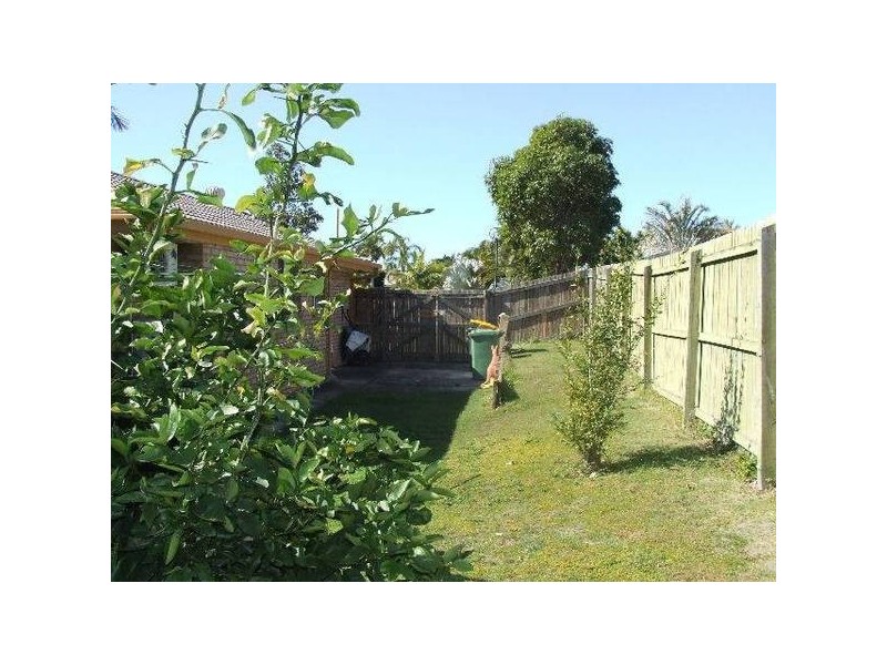 Sandstone Point QLD 4511