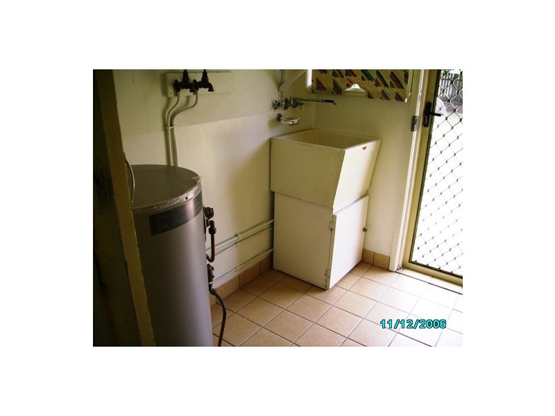 6 Mirimar St, Bongaree QLD 4507