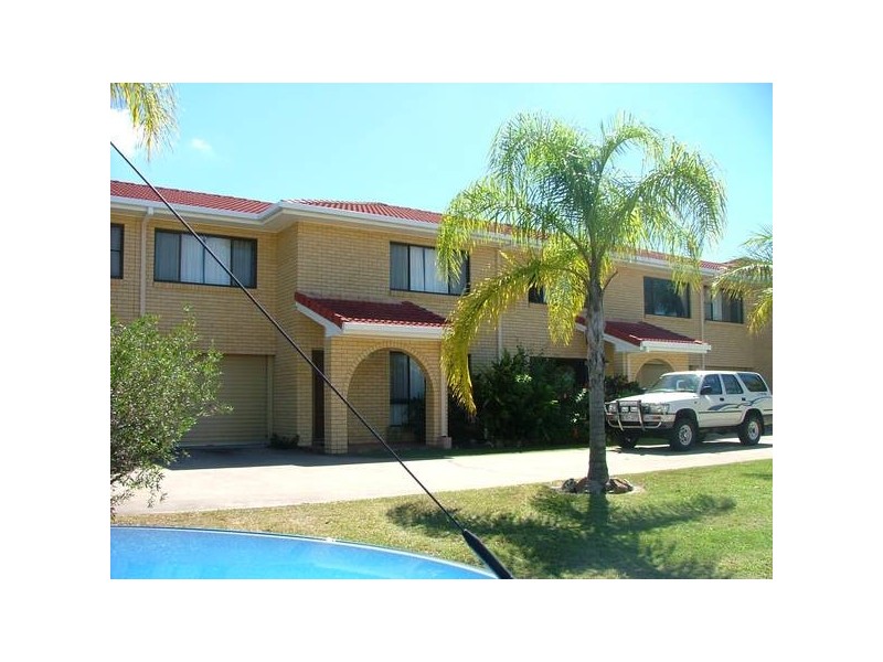 2/3 DOLPHIN DRIVE, Bongaree QLD 4507