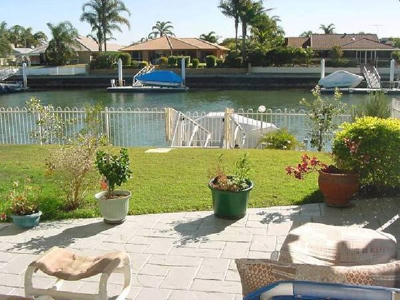 2/20 TRADEWINDS DRIVE, Banksia Beach QLD 4507