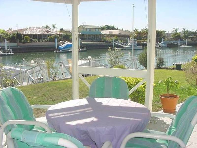 2/20 TRADEWINDS DRIVE, Banksia Beach QLD 4507
