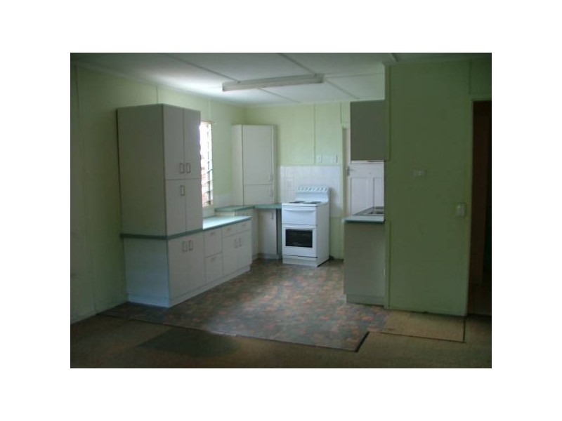 5 Winnett St, Woorim QLD 4507