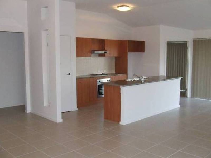 6 Pectoral Place, Banksia Beach QLD 4507