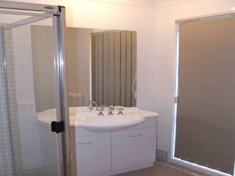 6 Pectoral Place, Banksia Beach QLD 4507