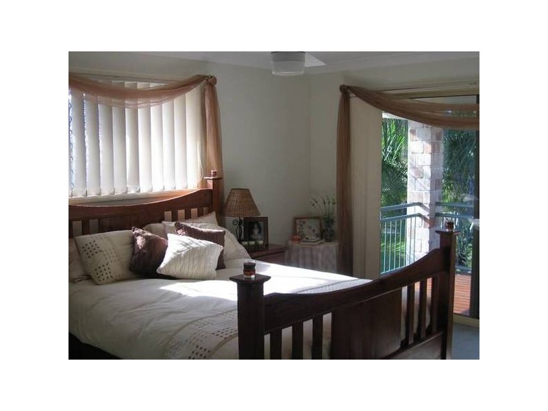Ardel Place, Sandstone Point QLD 4511