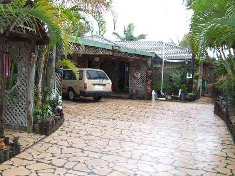 14 Hoya Crescent, Bribie Island QLD 4507