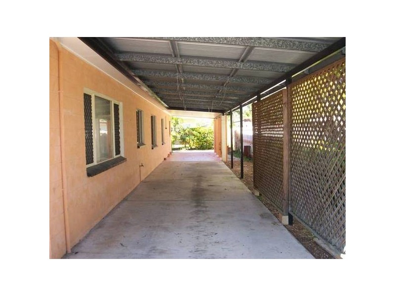 37 Endeavour Drive, Banksia Beach QLD 4507