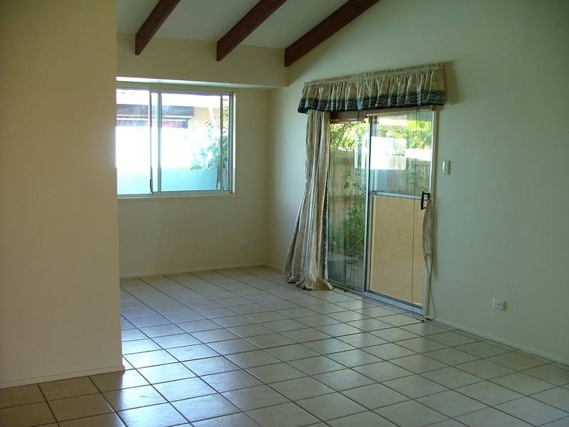 6 Wallimbi Ave, Bribie Island QLD 4507