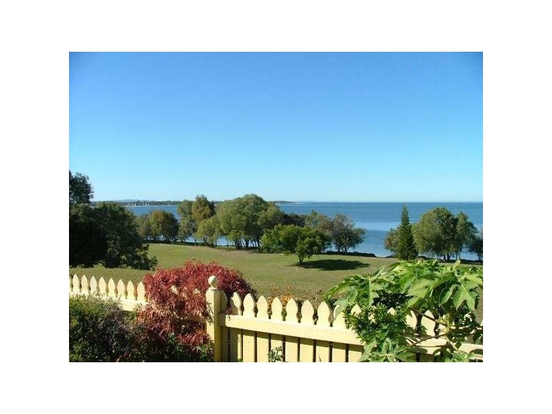 Sandstone Point QLD 4511