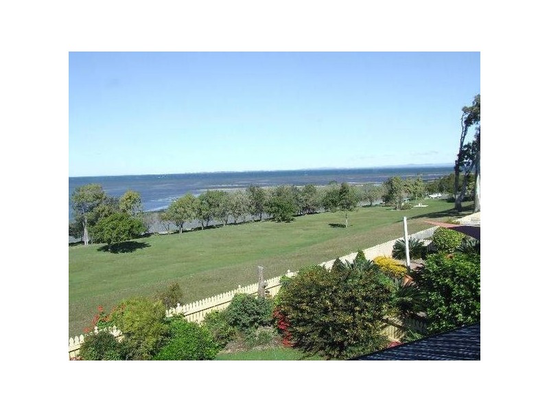 Sandstone Point QLD 4511