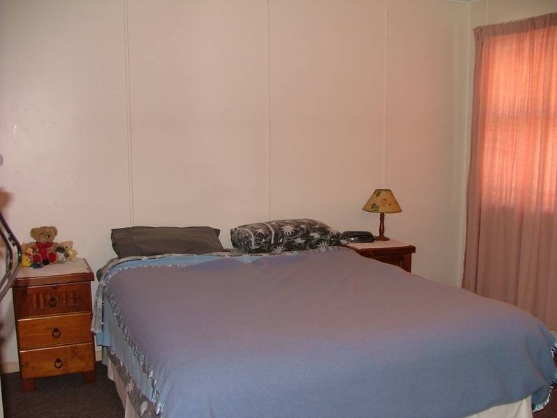 2/123 Welsby Parade, Bongaree QLD 4507