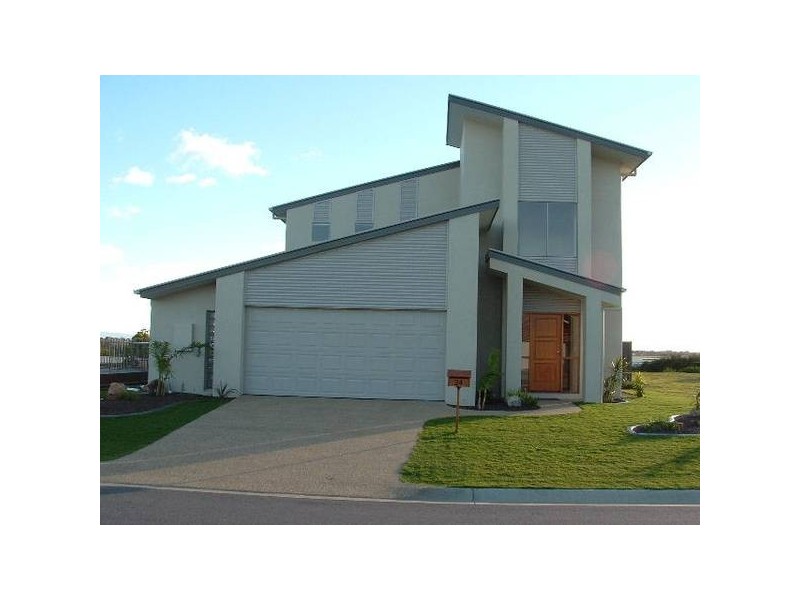 24 Kakadu Circuit, Bribie Island QLD 4507