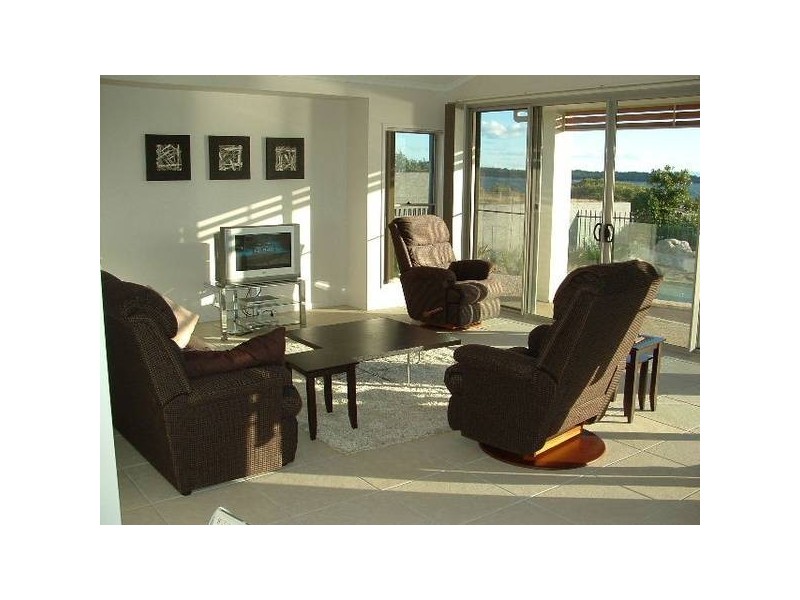 24 Kakadu Circuit, Bribie Island QLD 4507