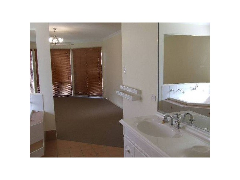 Sandstone Point QLD 4511