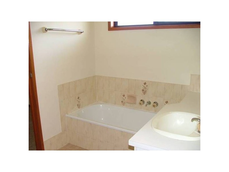 11 Flamingo Drive, Banksia Beach QLD 4507