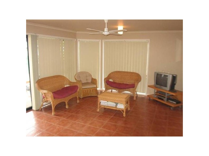Sandstone Point QLD 4511