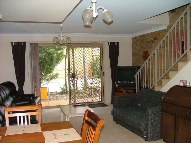 22/7 Burrawong Ave, Bongaree QLD 4507