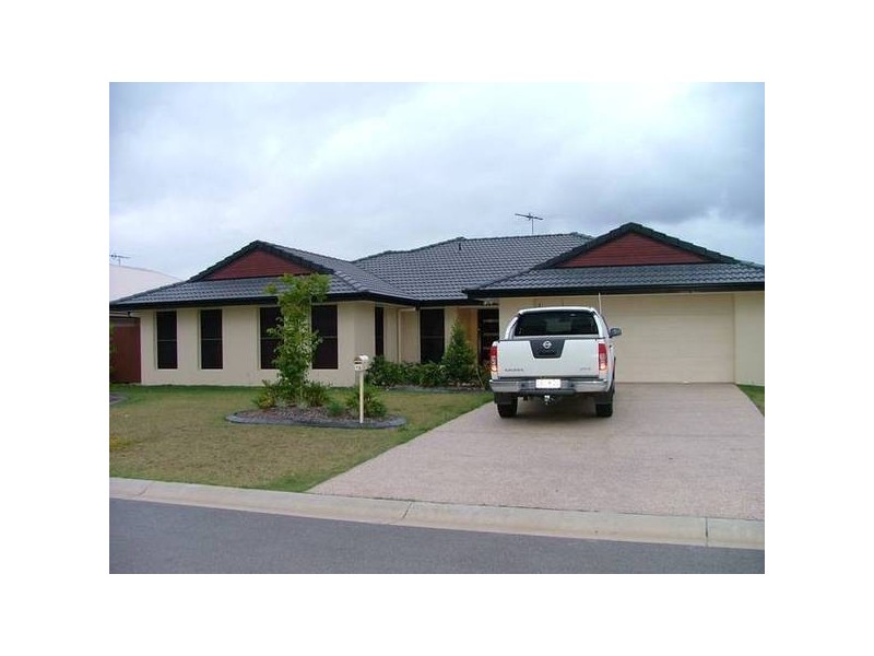 78 Kakadu Circuit, Banksia Beach QLD 4507