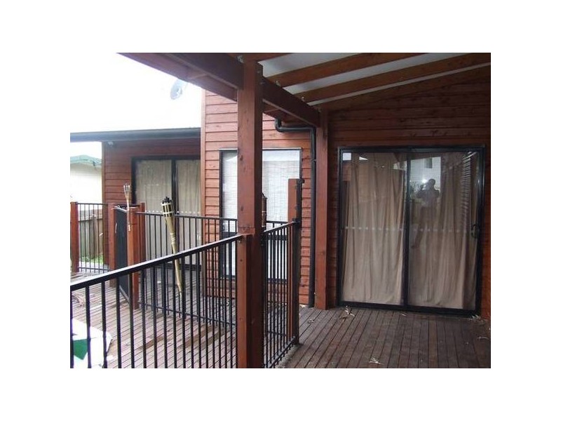 8 Pelican Street, Bribie Island QLD 4507