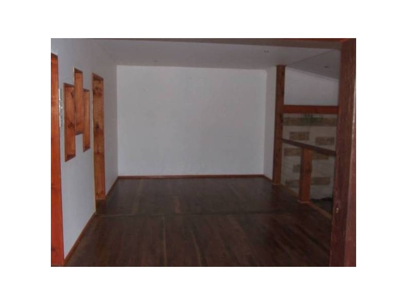 8 Pelican Street, Bribie Island QLD 4507