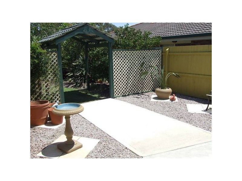 Sandstone Point QLD 4511