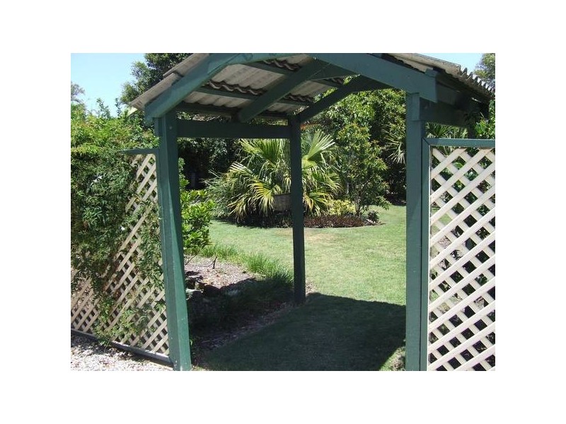 Sandstone Point QLD 4511