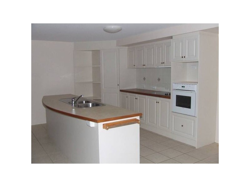 Sandstone Point QLD 4511