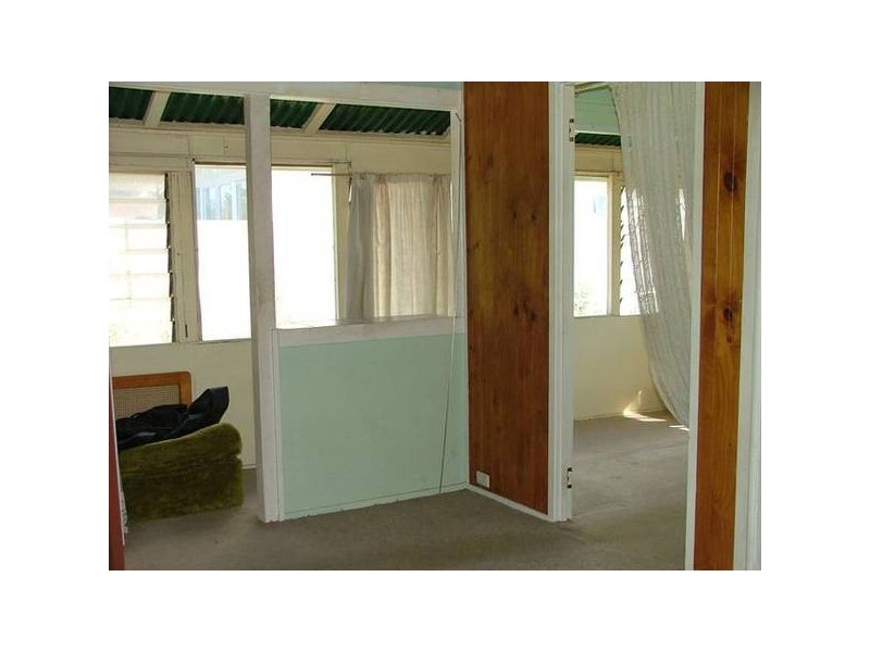 11 North Street, Bribie Island QLD 4507