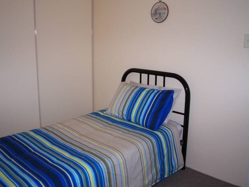 3/5 Wattle Ave, Bribie Island QLD 4507