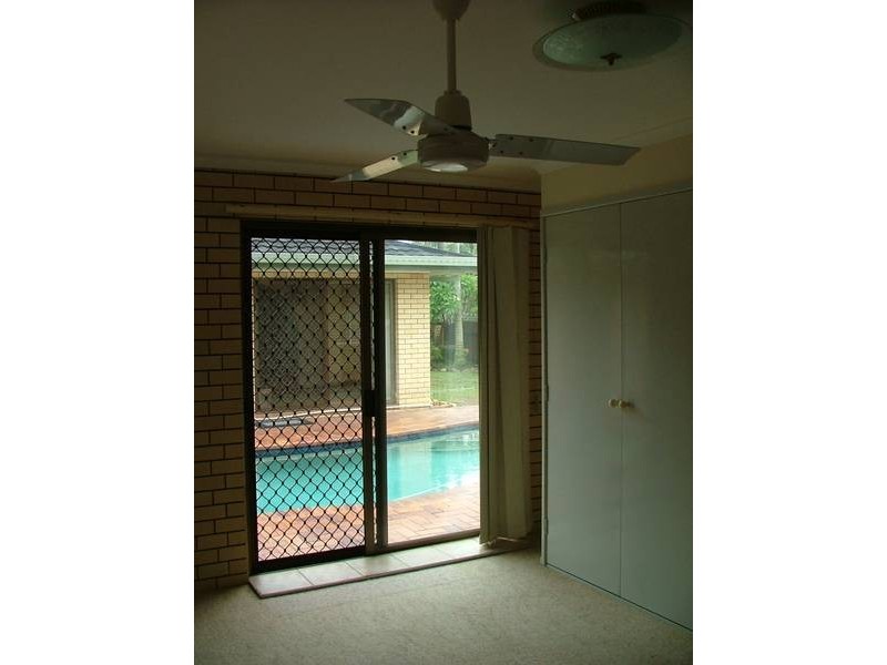 4 Heron Street, Woorim, Bribie Island QLD 4507